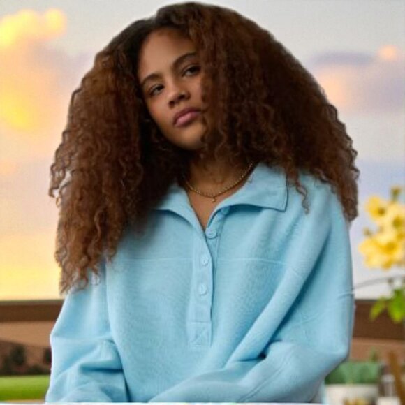 NEW!!! AMERICAN EAGLE BLUE OVERSIZED SWEATSHIRT - SIZE M - Picture 1 of 8